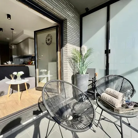 Apartamento Old Town Nadmotlawie - Sauna & Gym I 10min Deptak